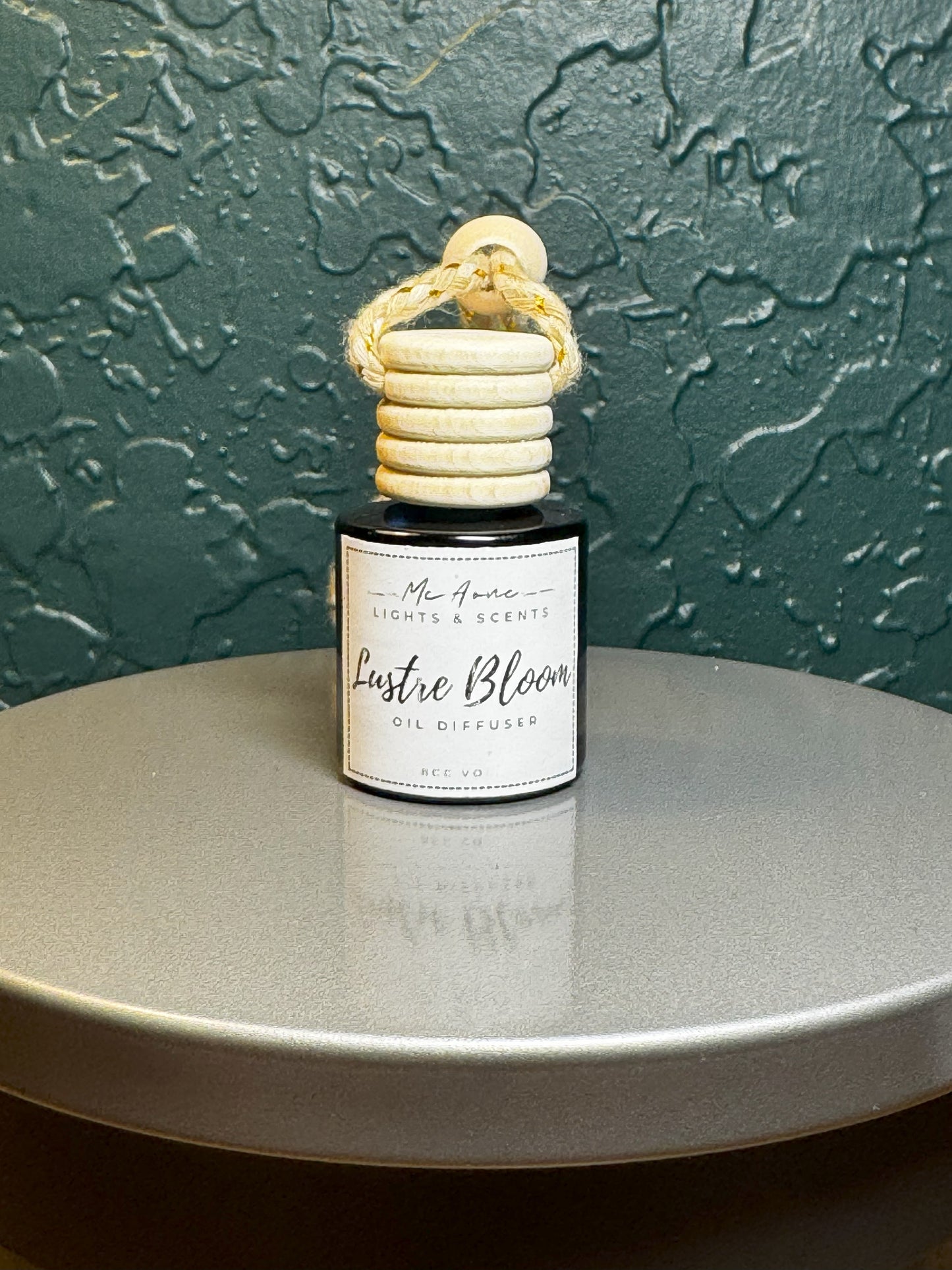Lustre Bloom